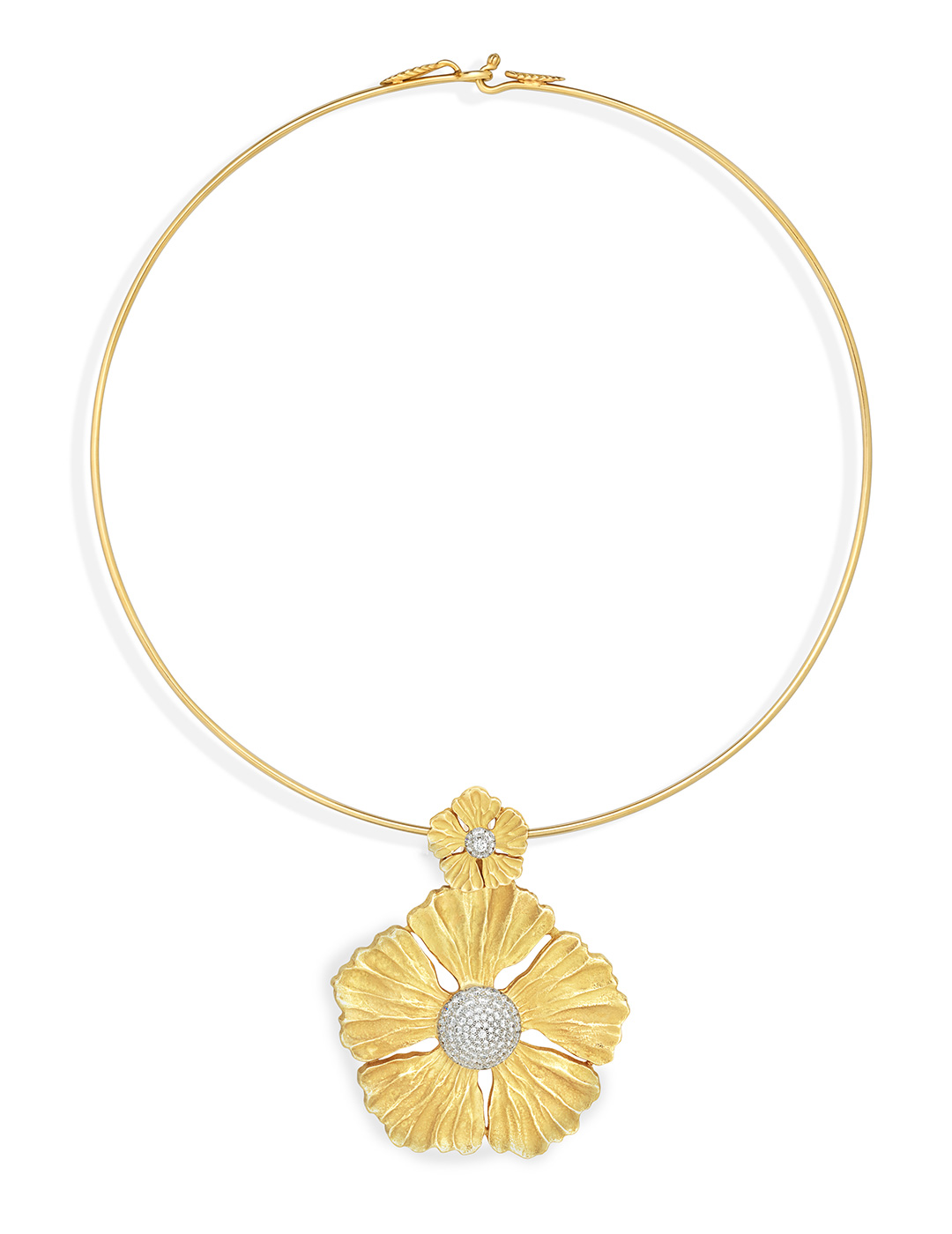 Strawberry-Flwr-Pendant-Neckwire